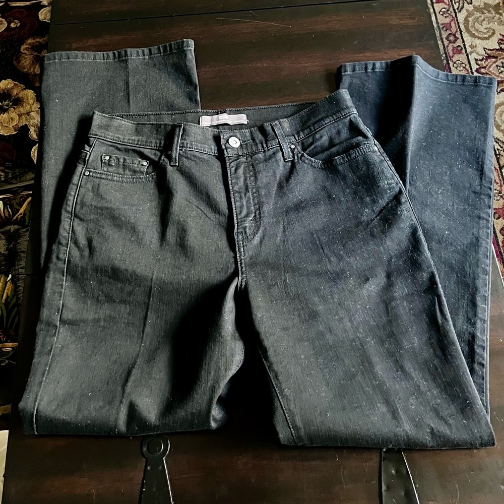 Levi’s 512 Perfectly Slimming Bootcut Jeans - Picture 7 of 11